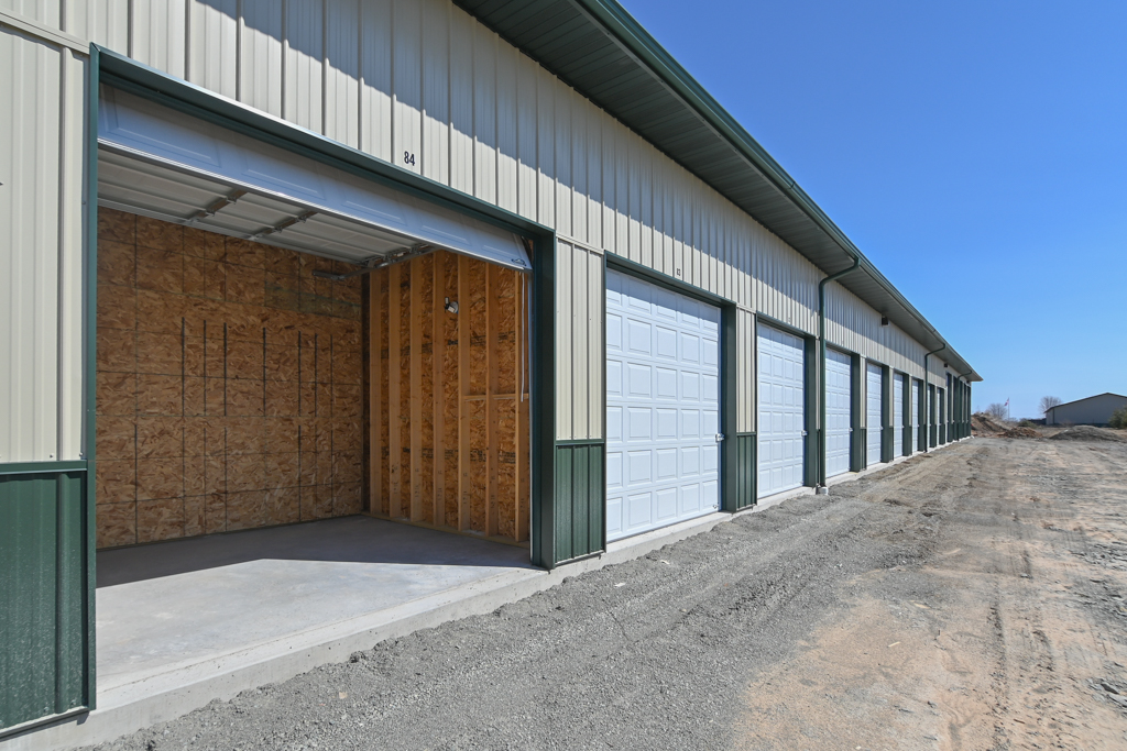 Storage Unit Sizes 10x10 to 15x50 | Little Suamico, WI From a 10x10 to a 15x50 drive-up bay, find the right size for a move, a season, or a business. Drive-up access any hour. Reserve online or call 920-777-7071.